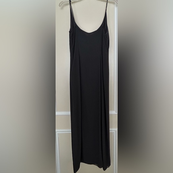 Amuleti Long Gray Sleeveless Embellished Beaded Rhinestone Dress Made in Italy - Picture 4 of 4